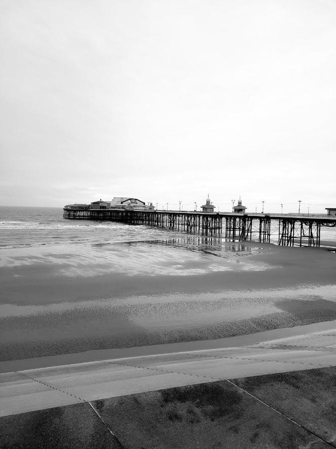 Bed and Breakfast The Clevedon Blackpool Esterno foto